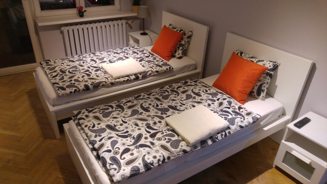 Rent0Nline Niepodleglosci Rooms Metro Warszawa Eksteriør billede