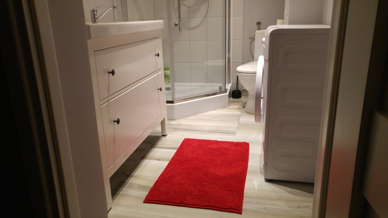 Rent0Nline Niepodleglosci Rooms Metro Warszawa Eksteriør billede